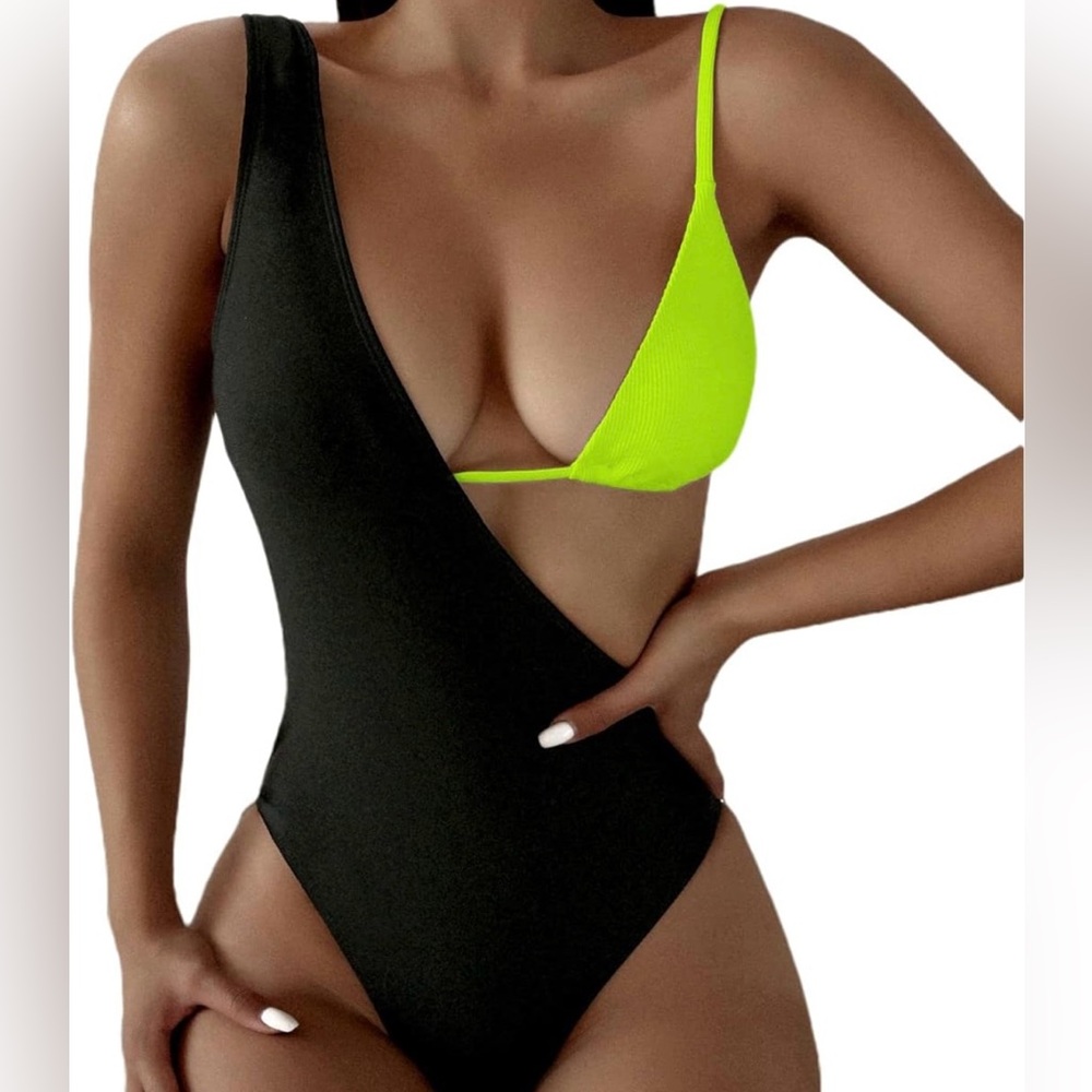 Amazon bikini